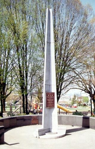 Grandview Park Cenotaph